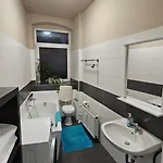 City-apartment I 85m2 I Naehe Theater L 2 Schlafzinmer I Parkplatz Kostenlos I Wlan * Cottbus