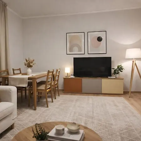 City-apartment I 85m2 I Naehe Theater L 2 Schlafzinmer I Parkplatz Kostenlos I Wlan Lejlighed *