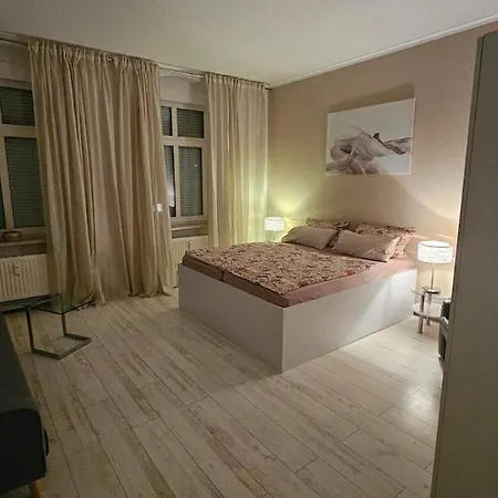 Apartamento City-apartment I 85m2 I Naehe Theater L 2 Schlafzinmer I Parkplatz Kostenlos I Wlan *