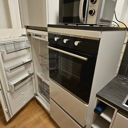 City-apartment I 85m2 I Naehe Theater L 2 Schlafzinmer I Parkplatz Kostenlos I Wlan *