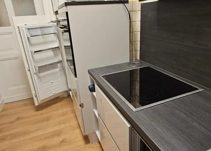 City-apartment I 85m2 I Naehe Theater L 2 Schlafzinmer I Parkplatz Kostenlos I Wlan Apartment