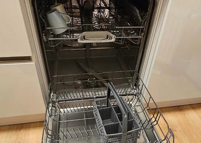 Apartment City-apartment I 85m2 I Naehe Theater L 2 Schlafzinmer I Parkplatz Kostenlos I Wlan *